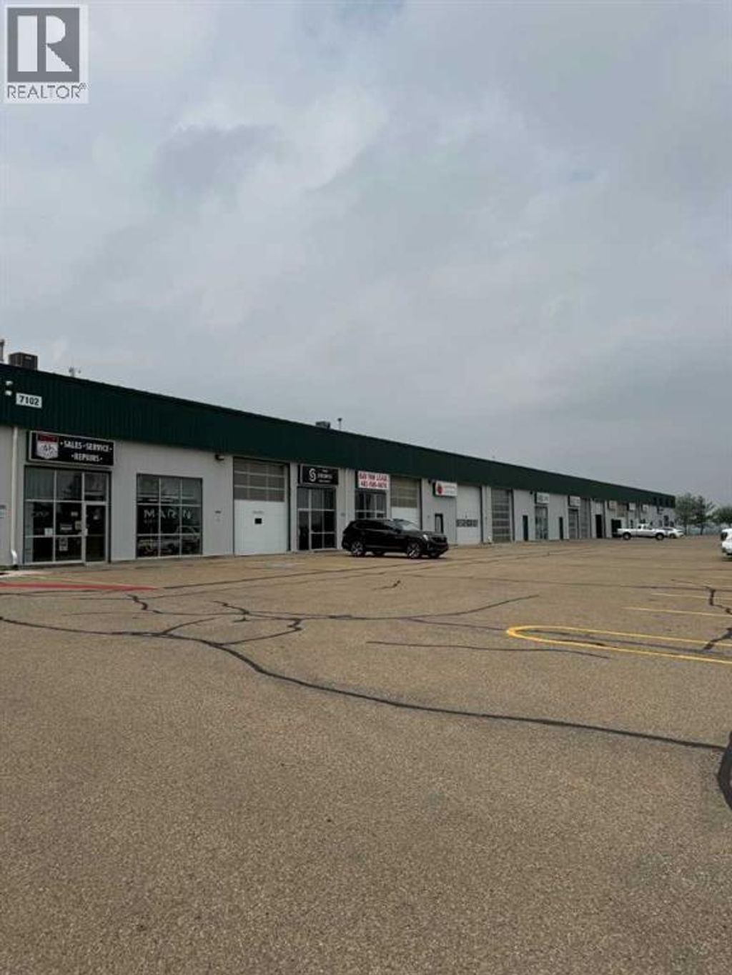 18, 7102 52, Lacombe