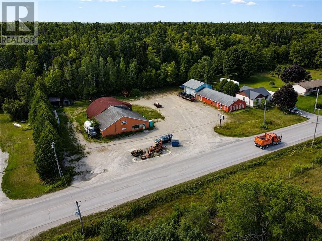 5919 & 5924 Highway 542, Mindemoya, Manitoulin Island