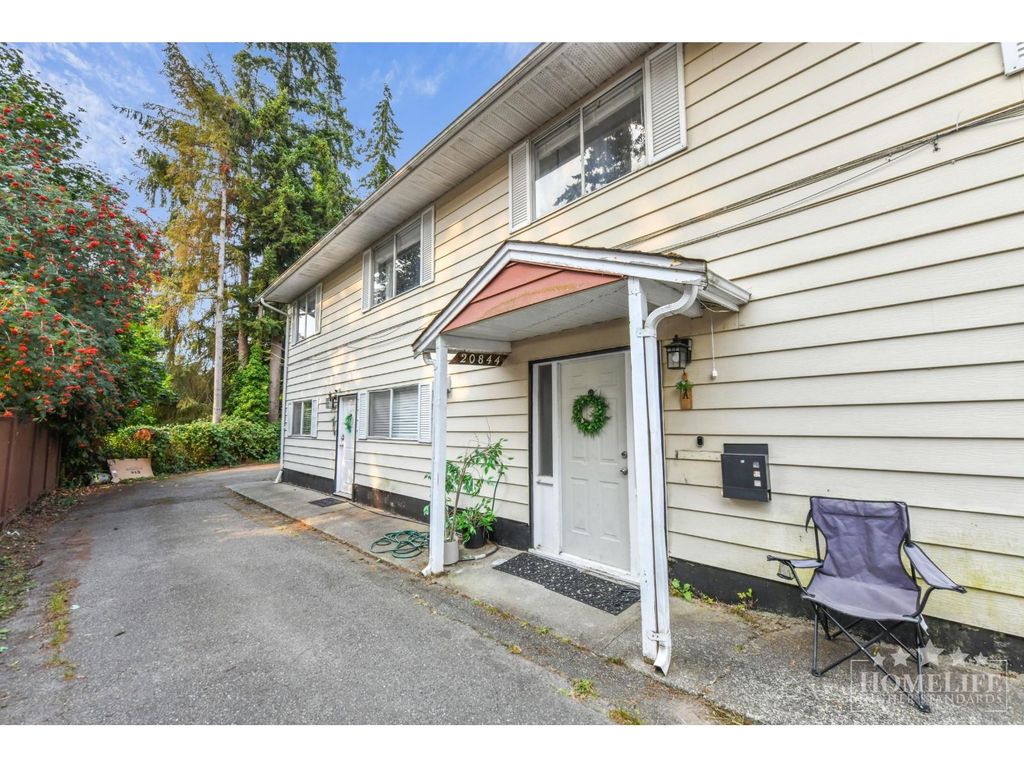 B 20844 Douglas Crescent, Langley