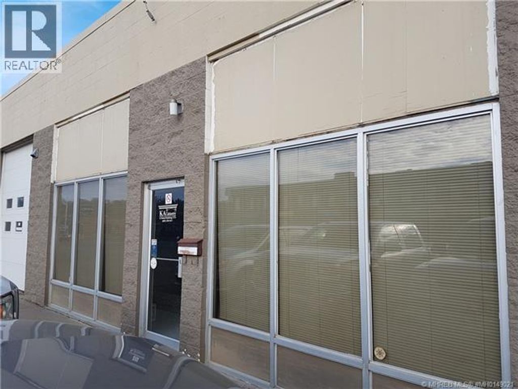 954 South Railway Street Se, Medicine Hat