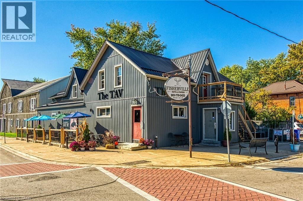 2 Erie Avenue S, Fisherville