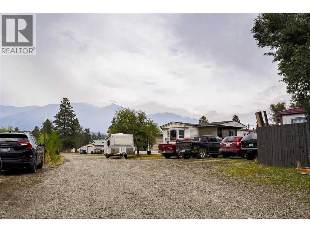 6598 Larch Road, Wasa