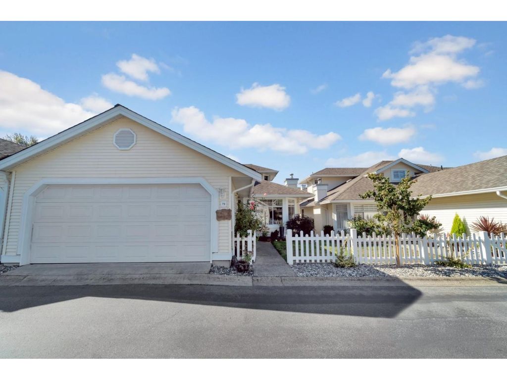 79 9208 208 Street, Langley