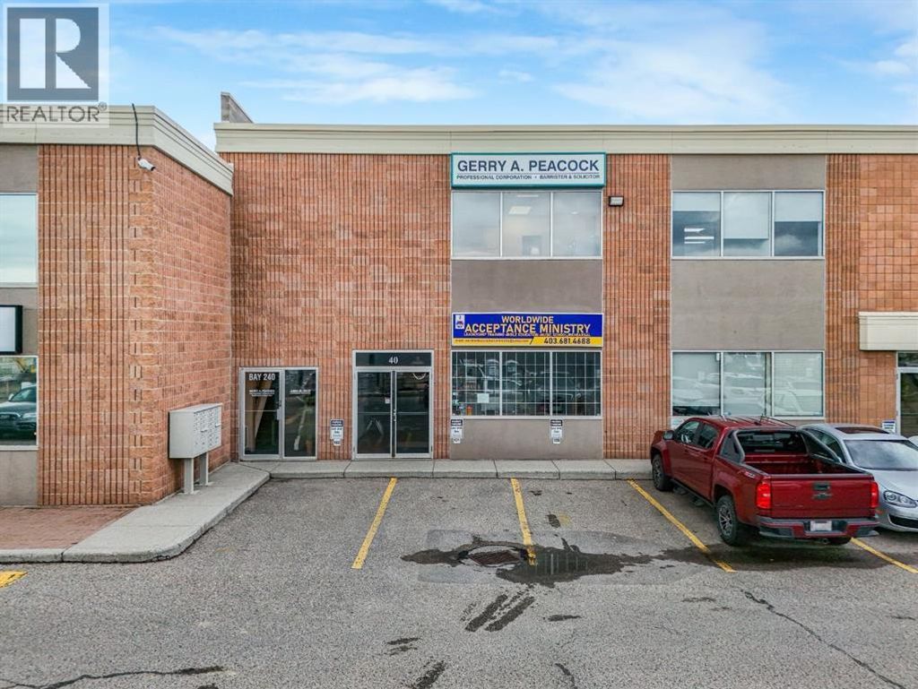 40, 2333 18 Avenue Ne, Calgary