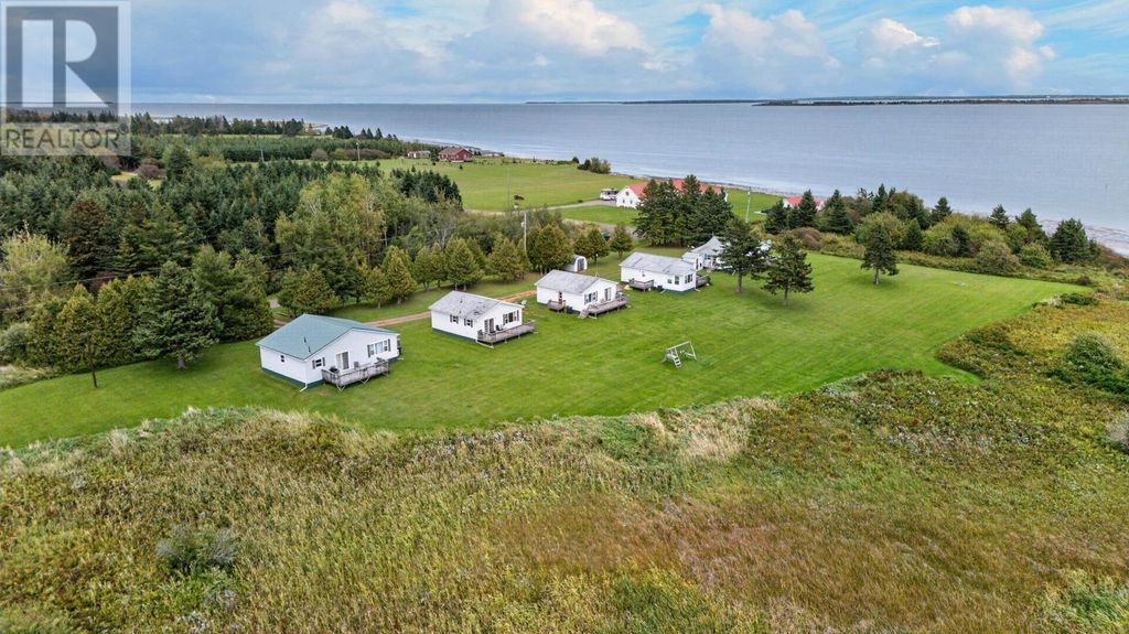 176 Old Ferry Road, Bayside