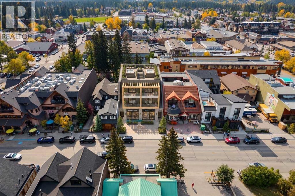 713 9th Street, Canmore