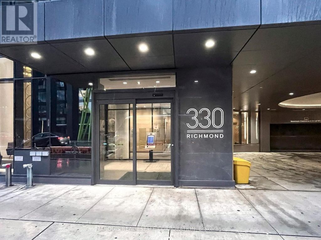 Parking - 330 Richmond Street W, Toronto (waterfront Communities)