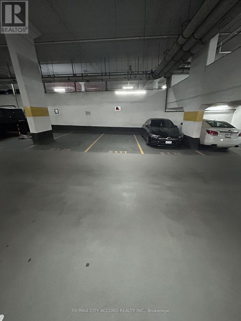 15 Fort York Boulevard, Toronto (waterfront Communities)