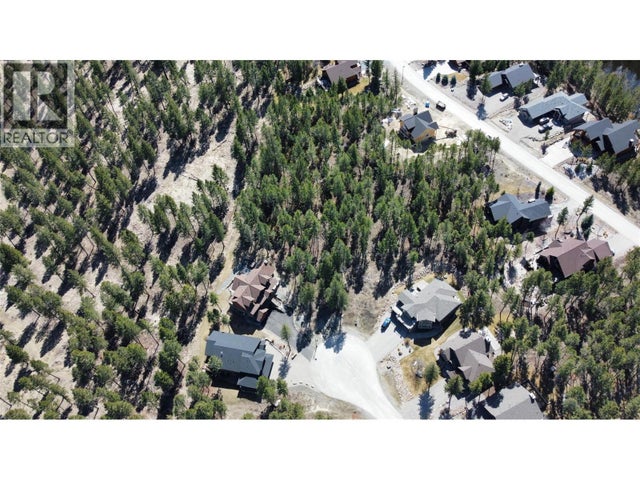 2520 Cobblestone Circle, Invermere