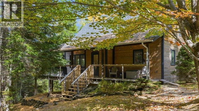 31 Thomas Lane, Codys