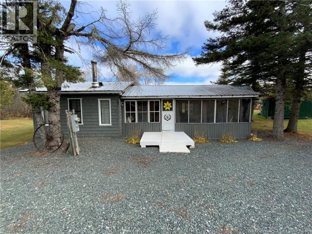 17 Maple Ridge Lane, Howard Brook