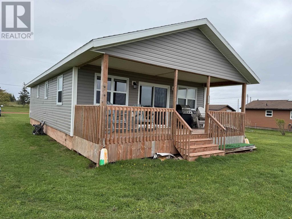 448 Hebrides Lane, New London