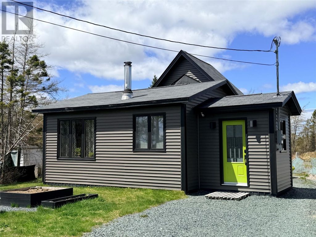 33 Bever Pond Road, Roaches Line