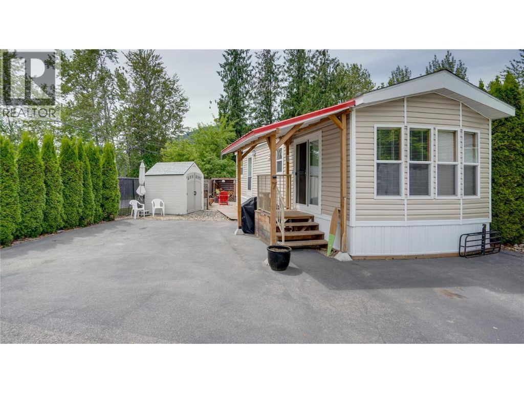 1383 Silver Sands Road Unit# 7 Lot# 7, Sicamous