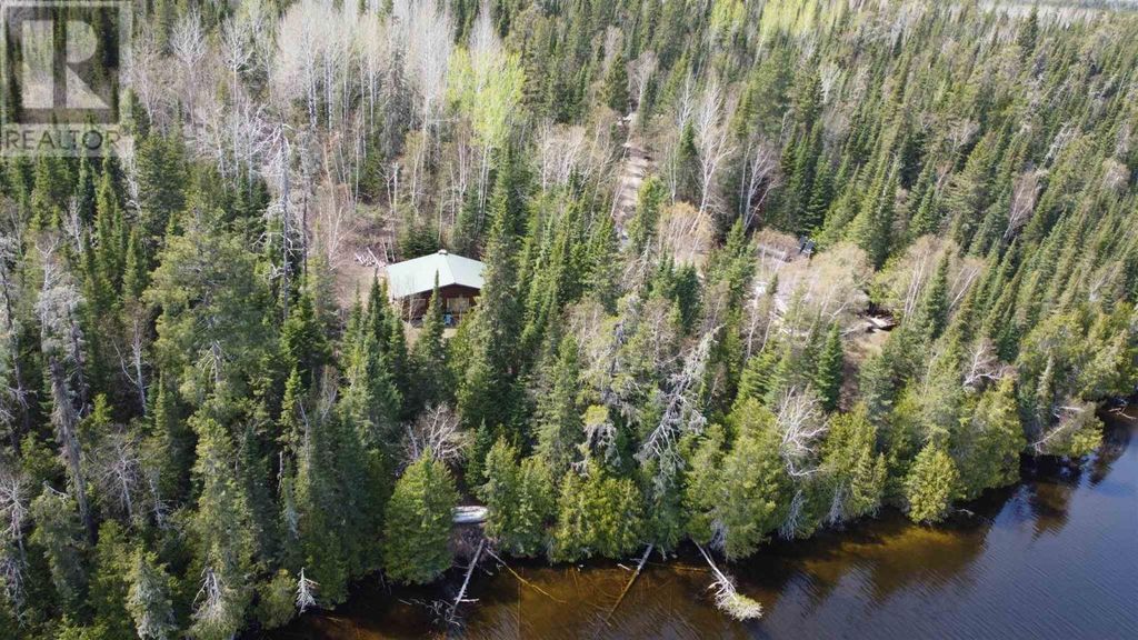 9468 West Larkin Lake, Hornepayne