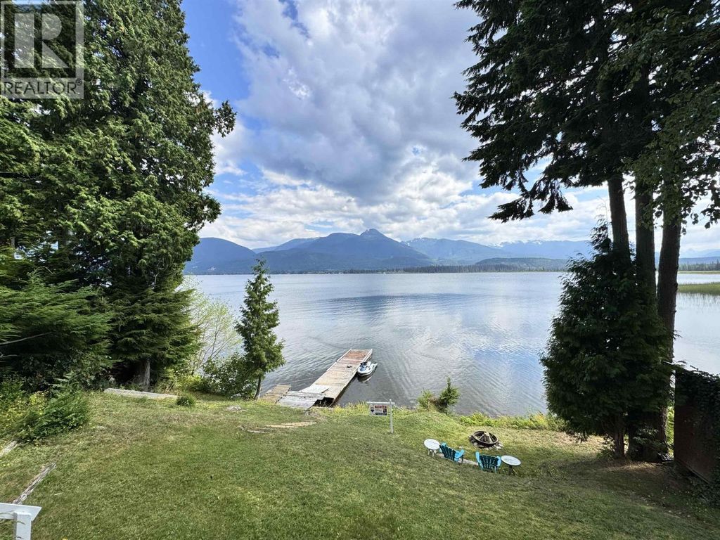 2878 Squirrel Point Road, Lakelse Lake
