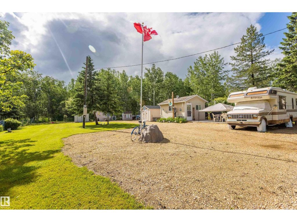 4103 Sylvan Cv, Rural Lac Ste. Anne County