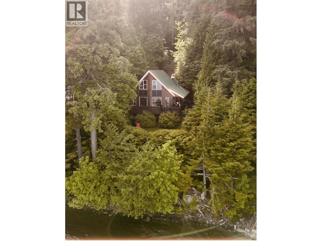 2862 Squirrel Point, Terrace