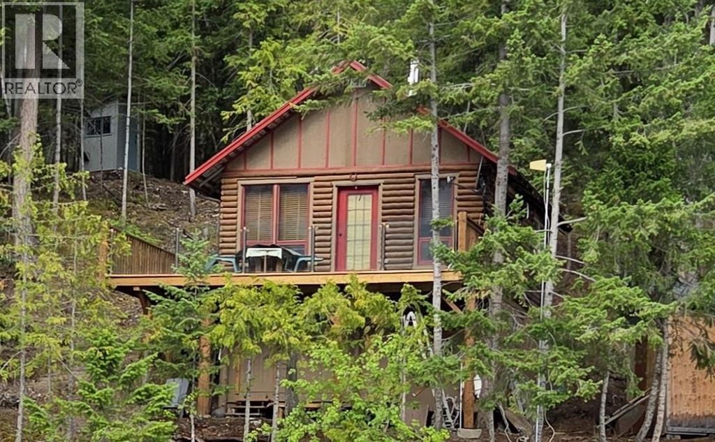 1932 Adams West Fsr, Adams Lake