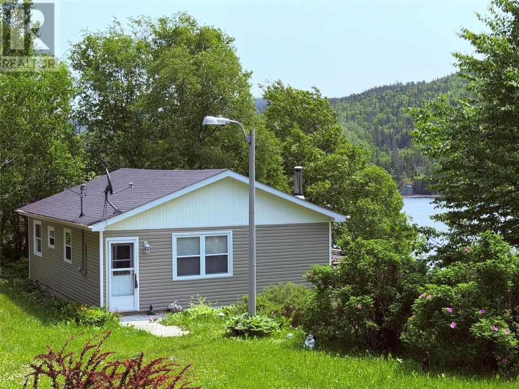 17 Lakeview Drive, George's Lake