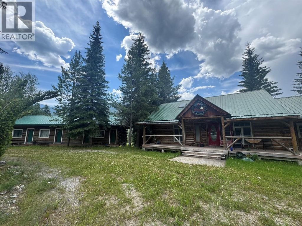 2810 Beaverfoot Rd Road, Golden
