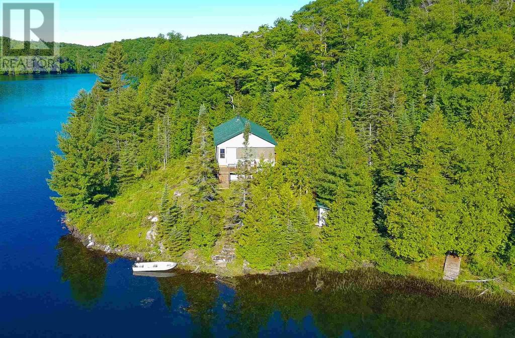 000 Saunders Lake, Dunns Valley