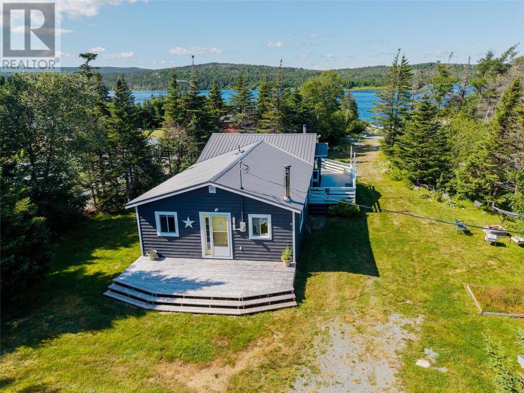 100 Cape Pond Road, Tors Cove
