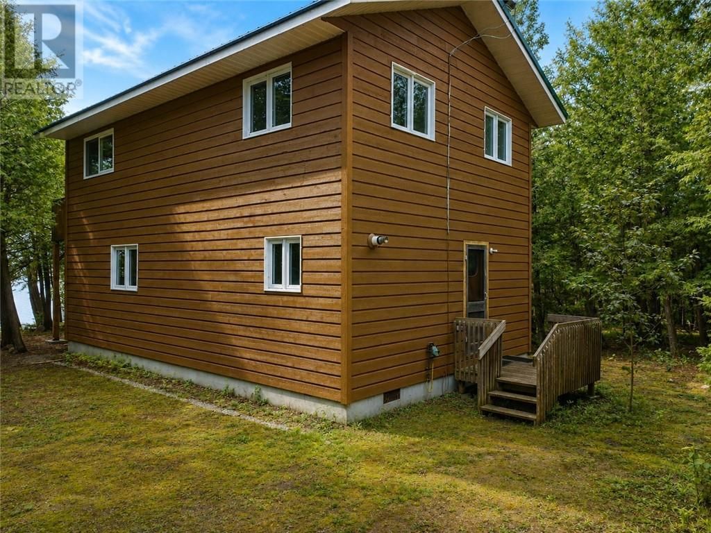 61 Cedar Grove Trail, Manitowaning