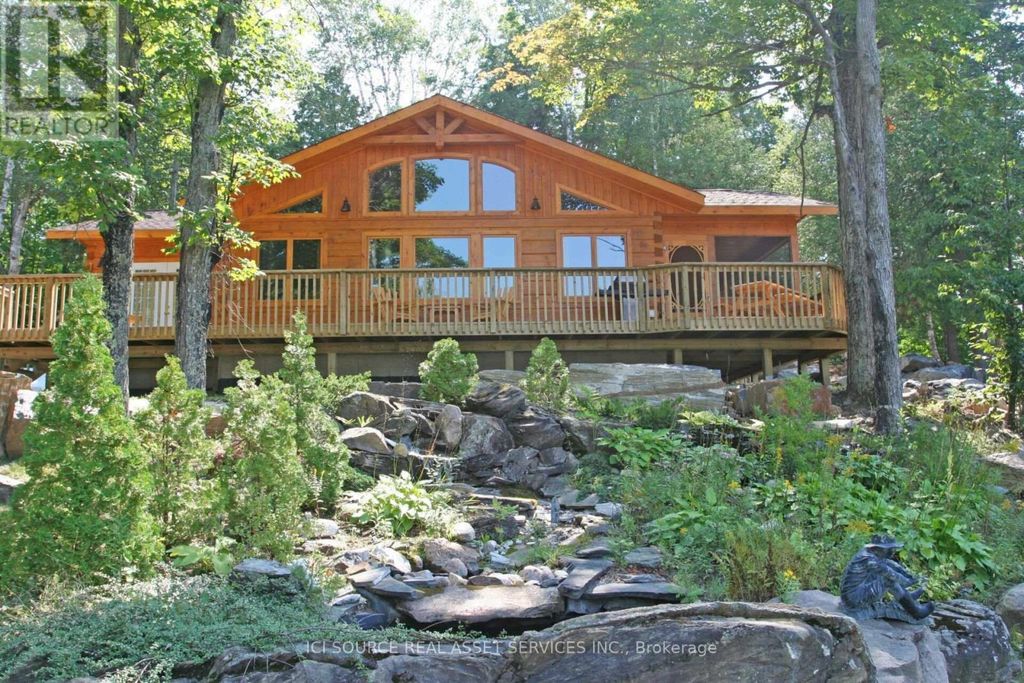 1016 Twin Pine Lane, Frontenac (frontenac North)