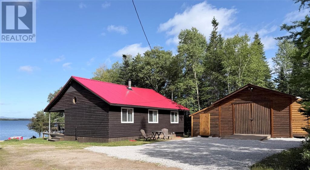 61 Partridgeberry Point, Howley