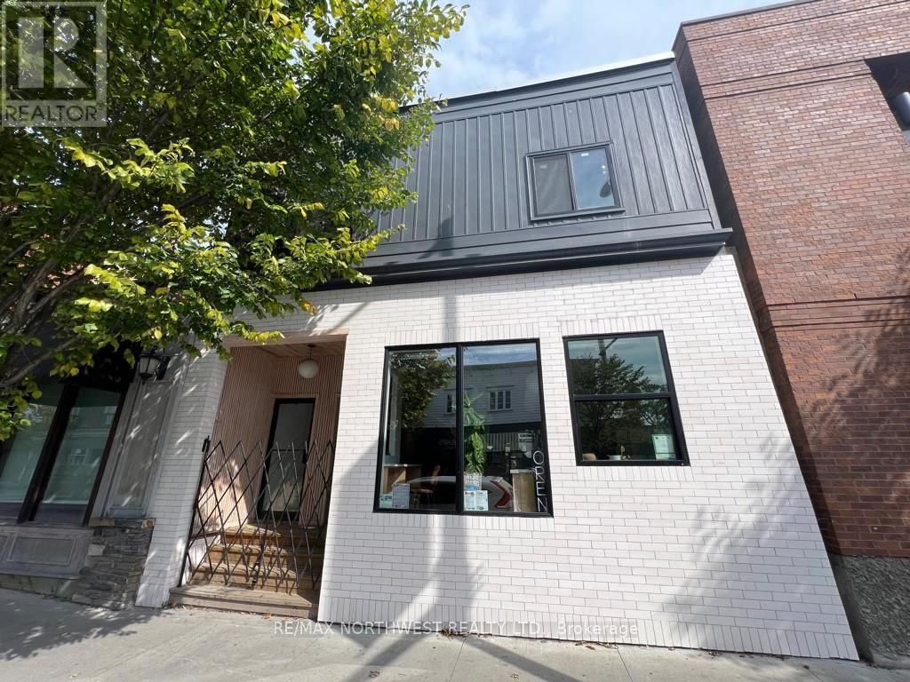 336 Second Street, Kenora (downtown)