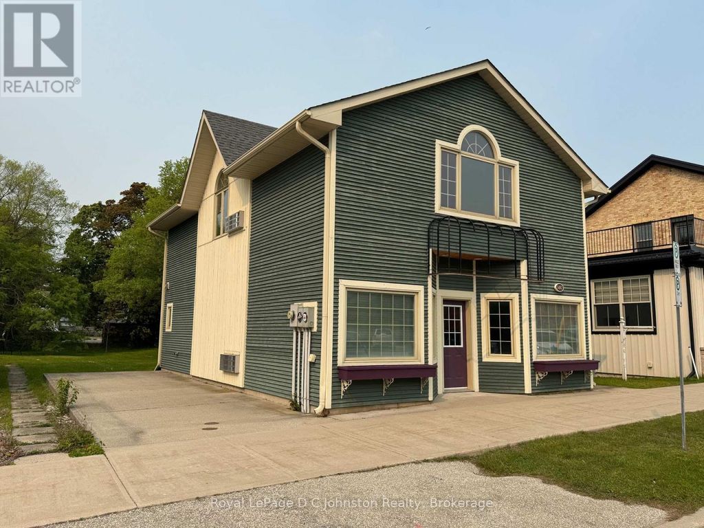 140 High Street, Saugeen Shores