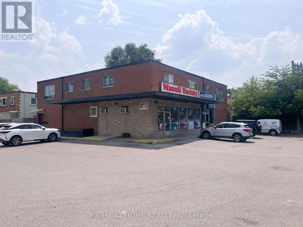 1781 Wavell Street, London East (east M)