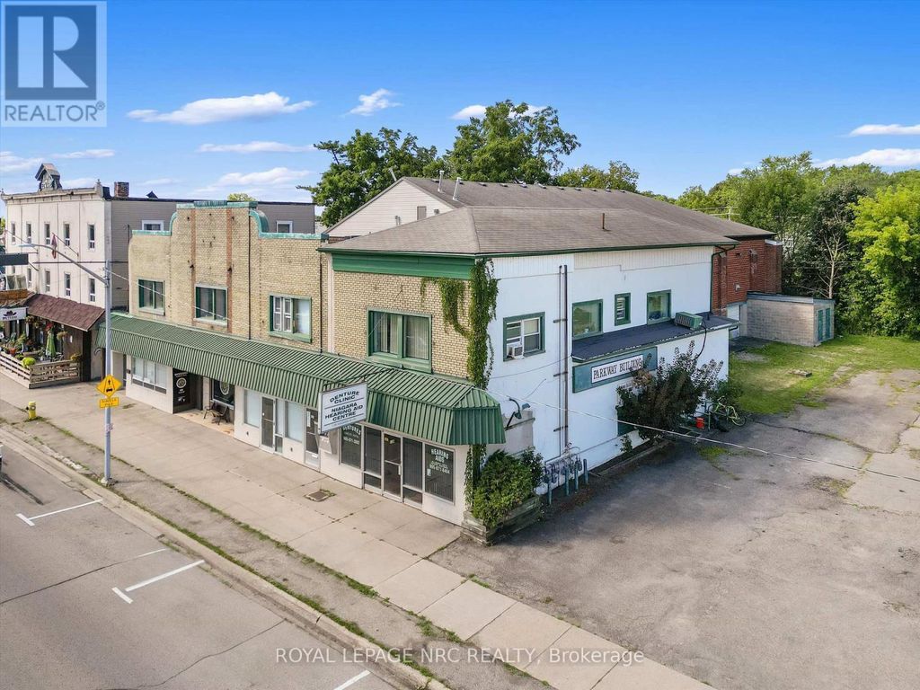 131-139 Niagara Boulevard, Fort Erie (central)