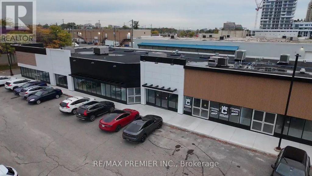 19 - 171 Speers Road, Oakville (qe Queen Elizabeth)