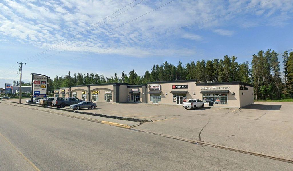 3815 Caxton Street, Whitecourt