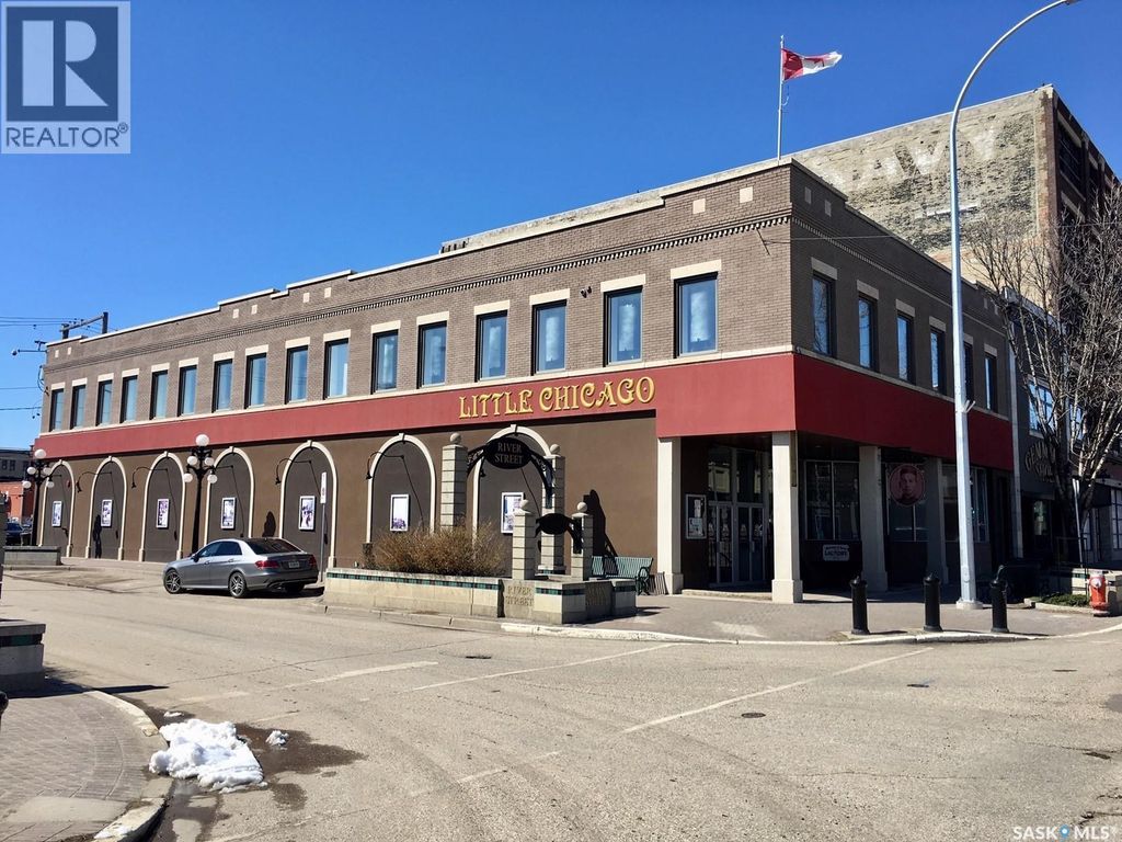 108 Main Street N, Moose Jaw