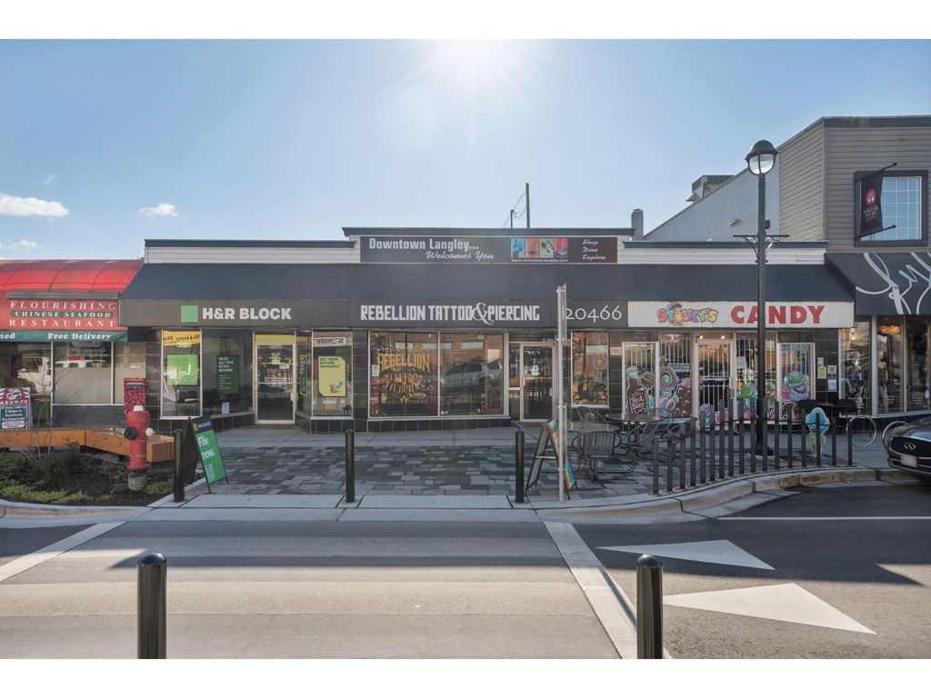 20466 Fraser Highway, Langley