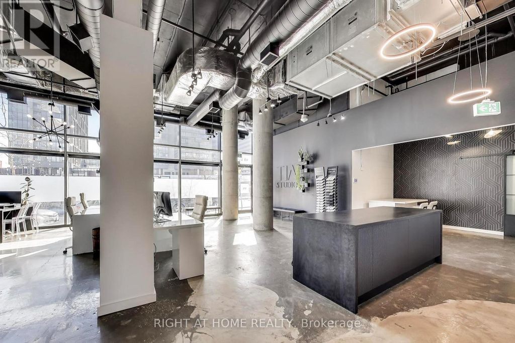 98 Sudbury Street, Toronto (little Portugal)