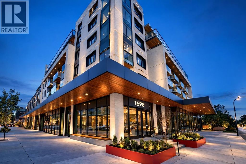 1698 E 12th Avenue, Vancouver