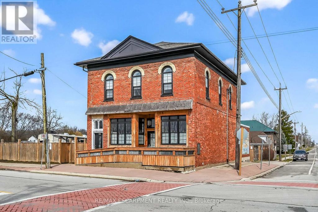 2 Main Street W, Haldimand