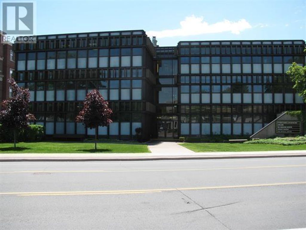 955 Queen St E, Sault Ste. Marie
