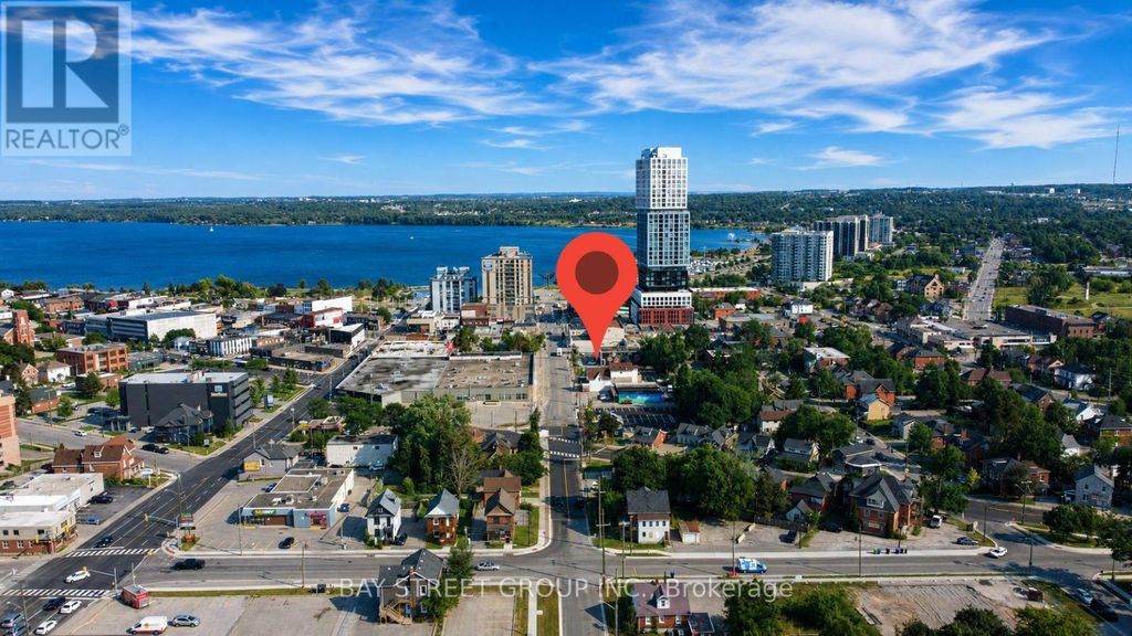 101 - 66 Maple Avenue, Barrie (city Centre)