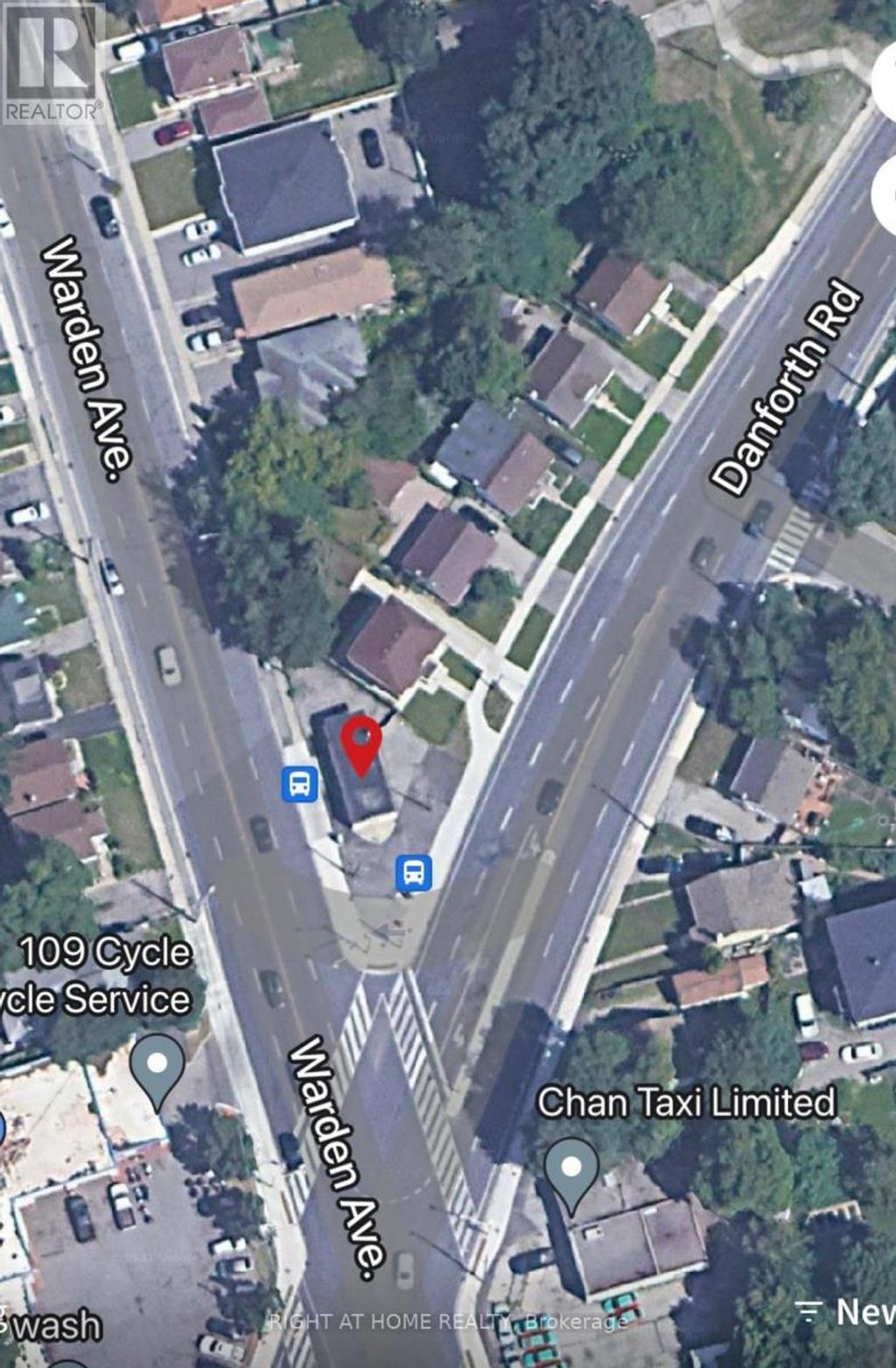 Unit 2 - Unit 2, 104 Danforth Road N, Toronto (oakridge)