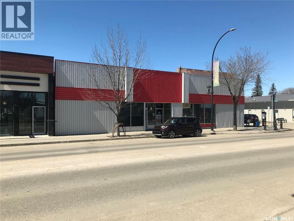 916 Central Avenue, Saskatoon