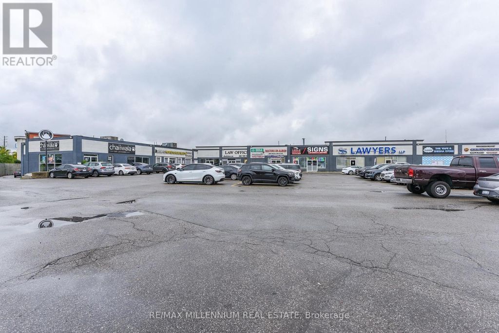 7 - 1780 Albion Road, Toronto (west Humber-Clairville)
