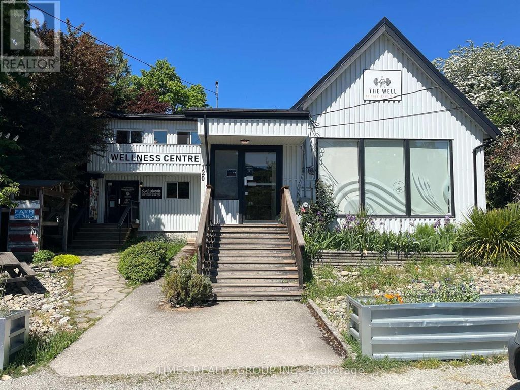 1 - 120 Hereford Avenue, Salt Spring Isl.