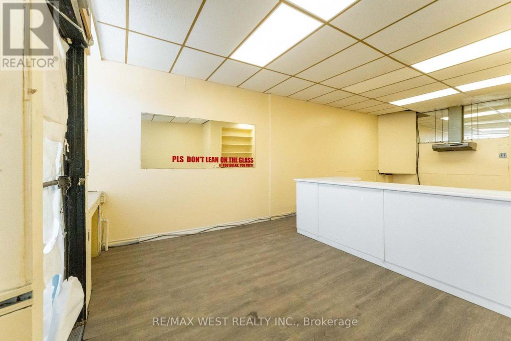 1311 King Street W, Toronto (south Parkdale)