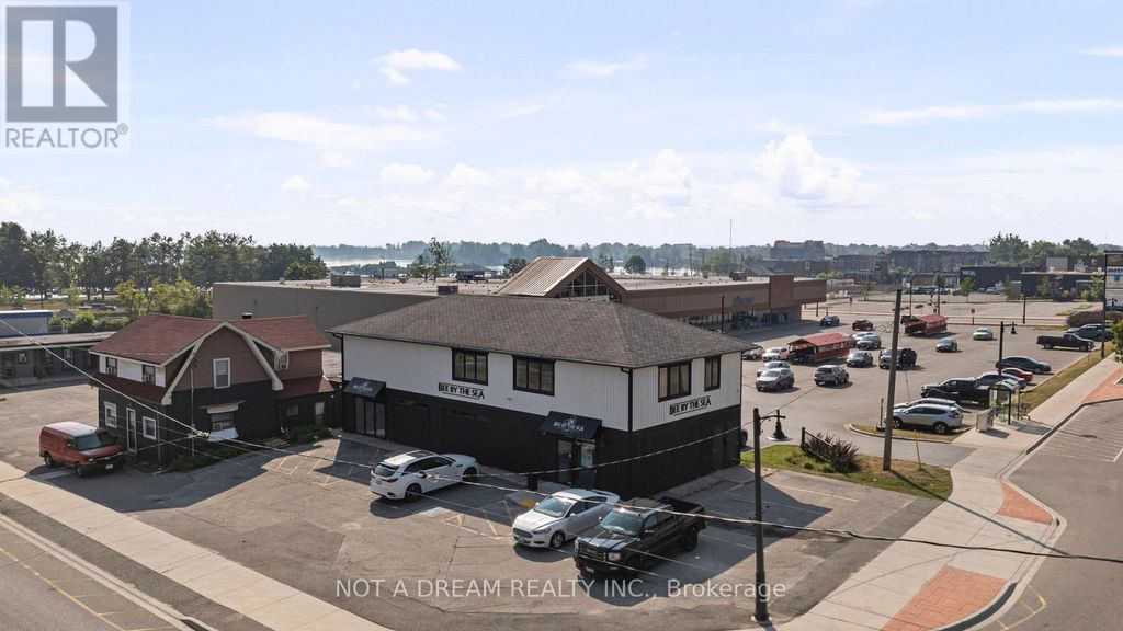 64 Front Street N, Orillia
