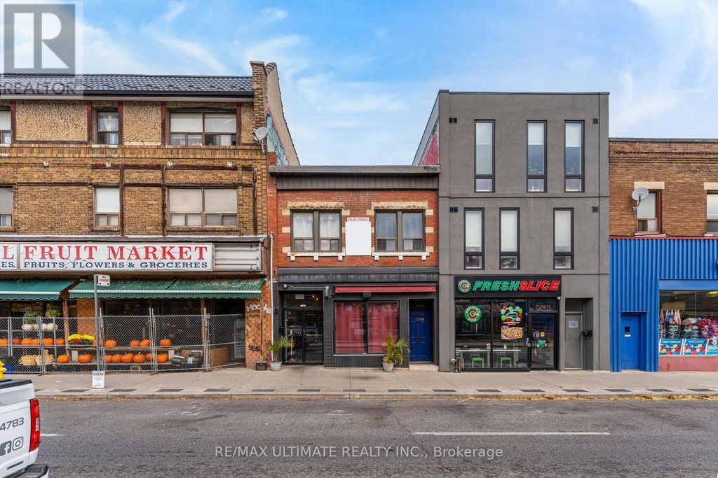 1108 St Clair Avenue W, Toronto (oakwood Village)